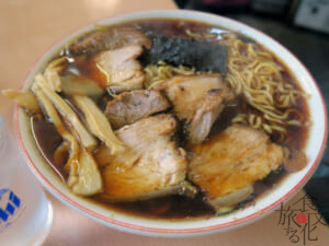 「梅乃家」のデフォルトのラーメン