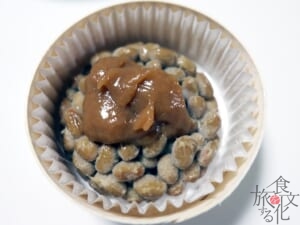 ねり梅のたれにこだわったわっぱ納豆梅味