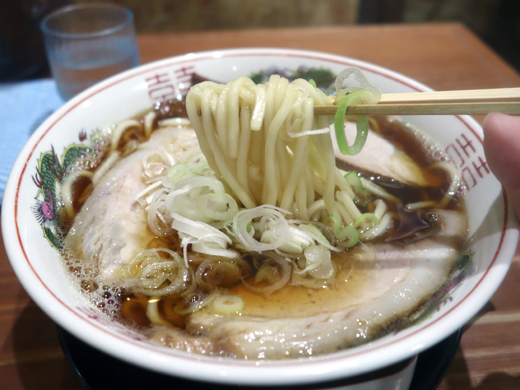 「長尾中華そば」のあっさり煮干しラーメン