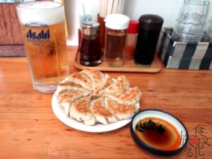 「らーめん石狩」の円盤餃子
