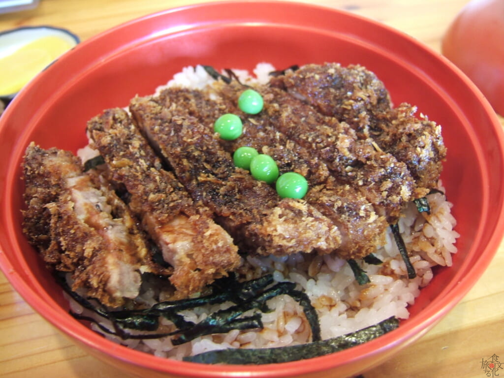 北海道・訓子府の醤油たれカツ丼