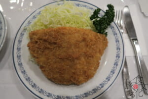 明治32年とんかつ発祥の店「煉瓦亭」のポークカツレツ