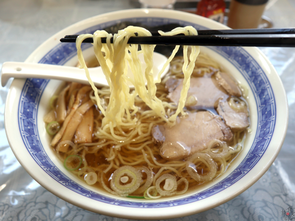 「こんとき」も細麺だ