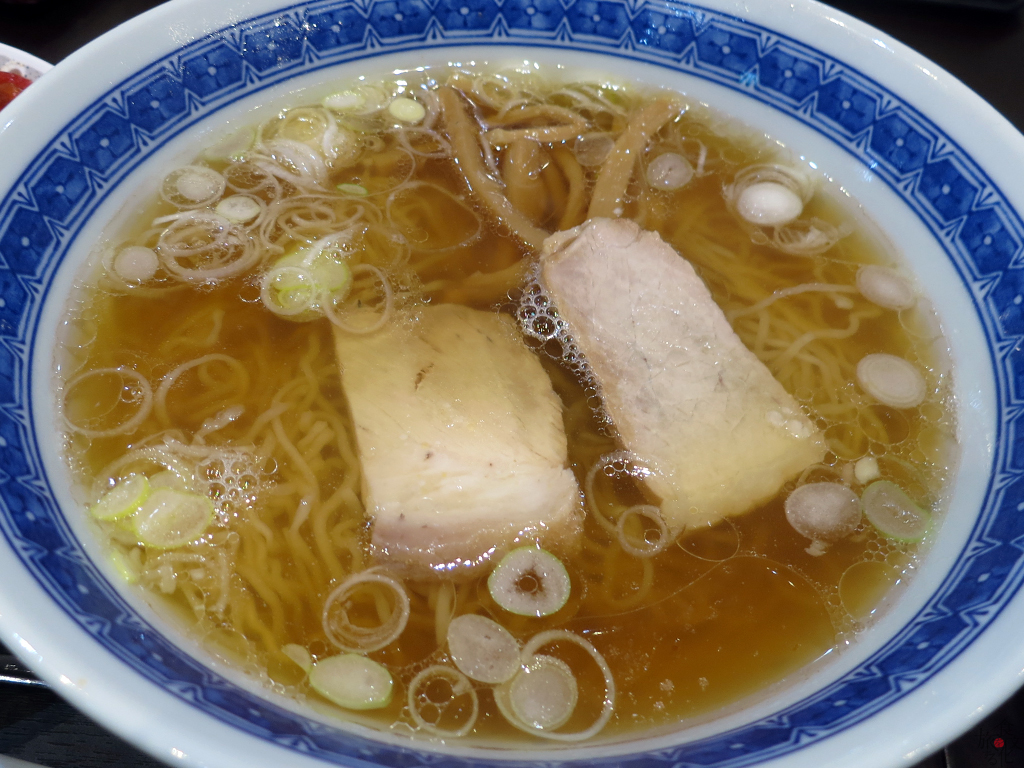 「新華園本店」の釜石ラーメン