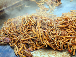 極太麺が特徴のなみえ焼そば