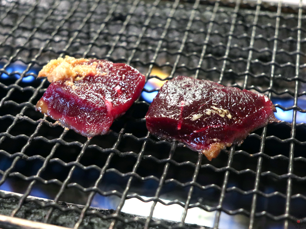 クジラの網焼き