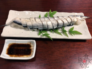 「東宝茶屋」のサンマ寿司