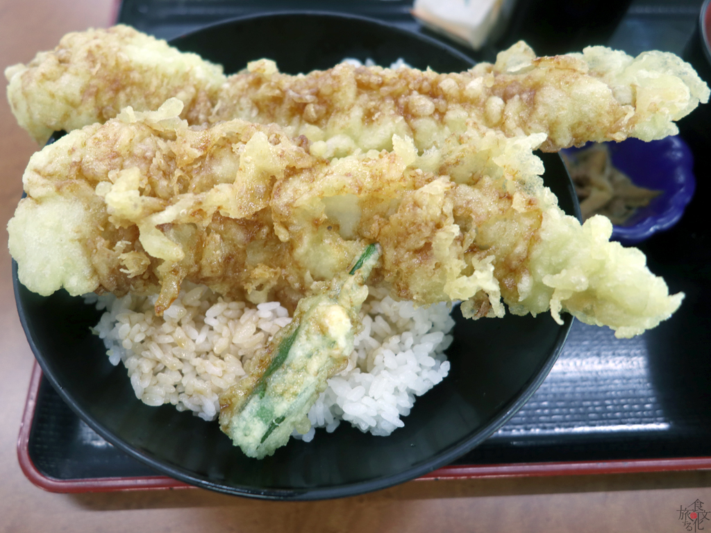 「なかや」の大穴子天丼