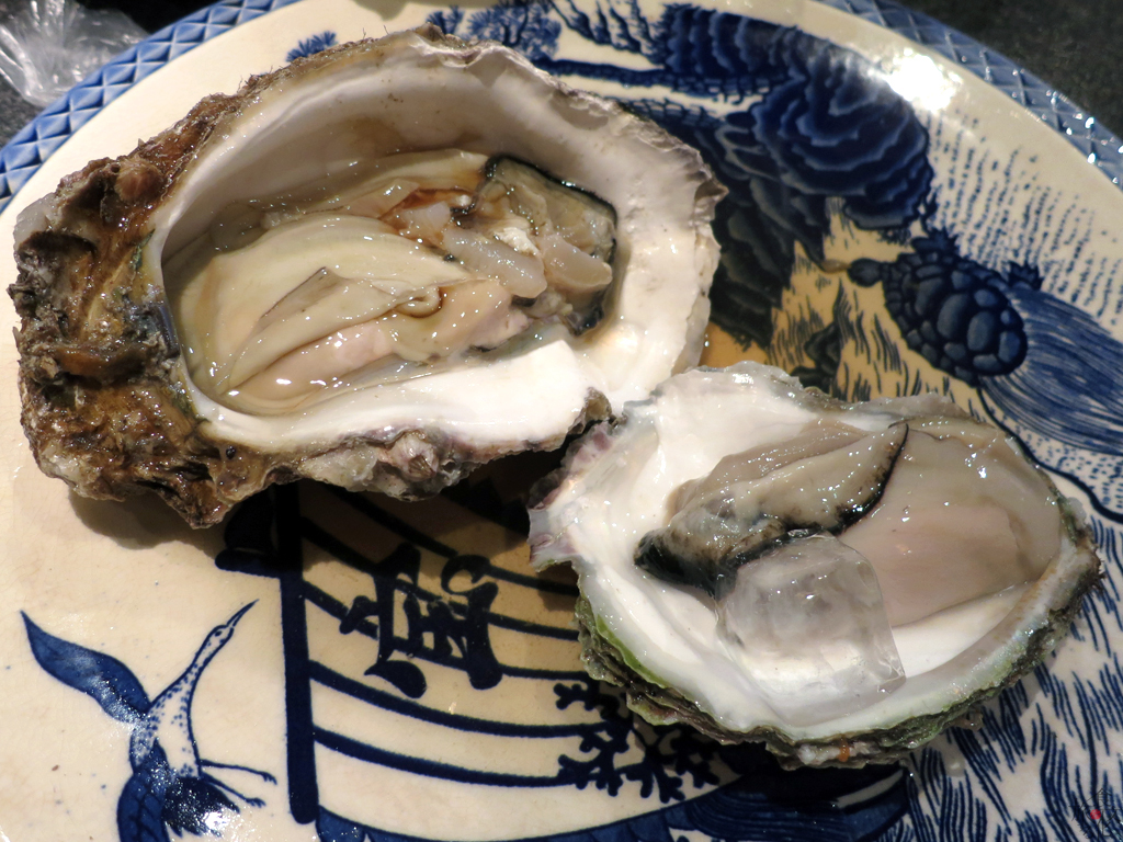 鳥取市で食べた岩牡蠣