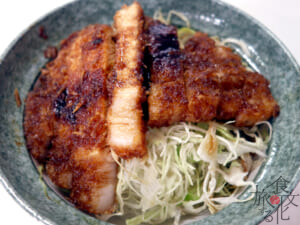 「まこと食堂」のソースカツ丼