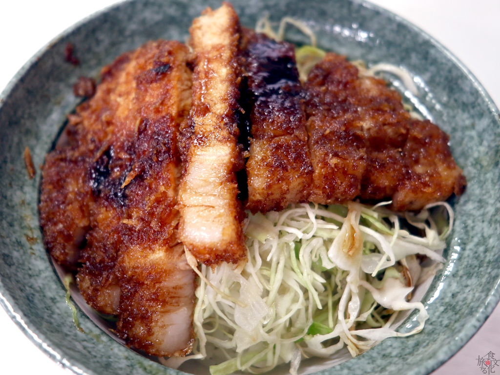 「まこと食堂」のソースカツ丼