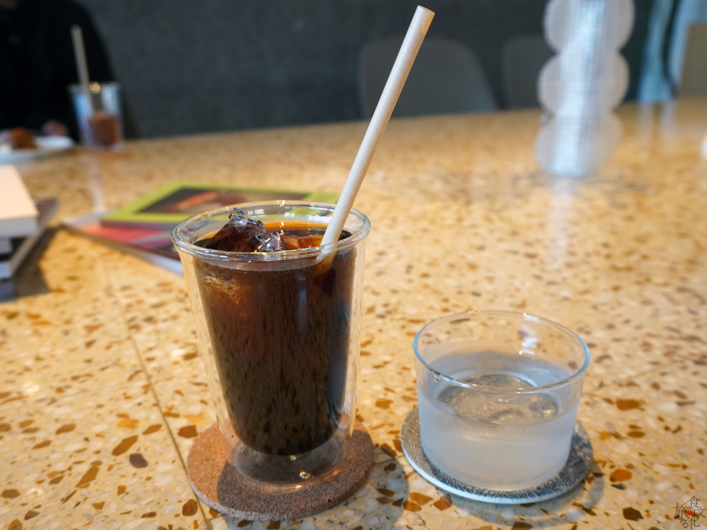 「NAGASAWA COFFEE」では水出しコーヒーを堪能