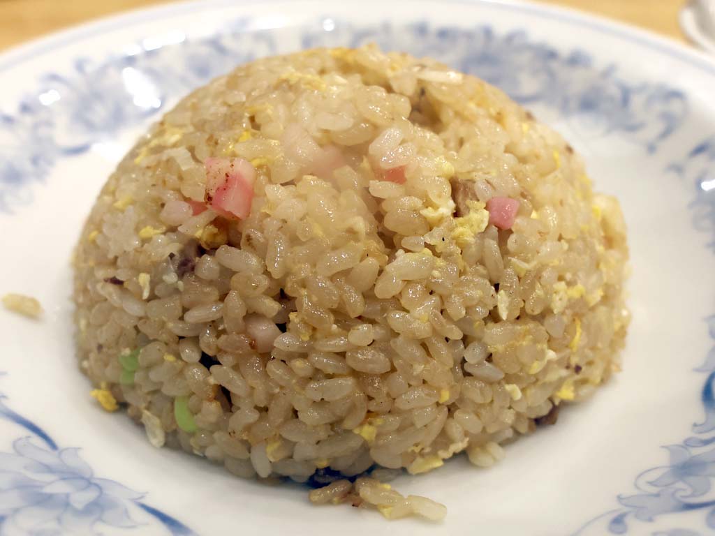 玄米が半分混ざったチャーハン