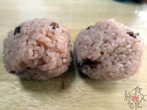 「木村屋製菓舗のいがまんじゅう