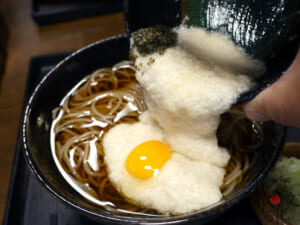 「高橋家」のとろろそば